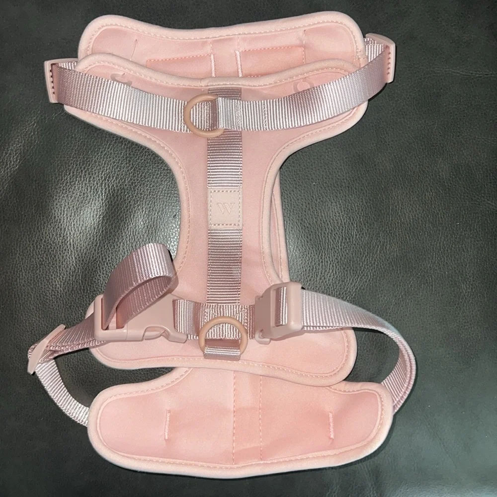 NWOT Wild one Pink Dog Harness